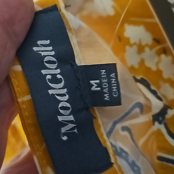 NEW Modcloth On Cloud Nineties Shift Dress Sunglasses Print Yellow Women M - Picture 3 of 11